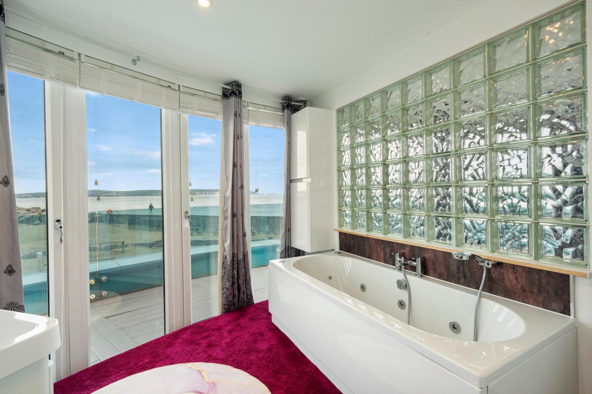 Marine House Hotel Lymington Kültér fotó